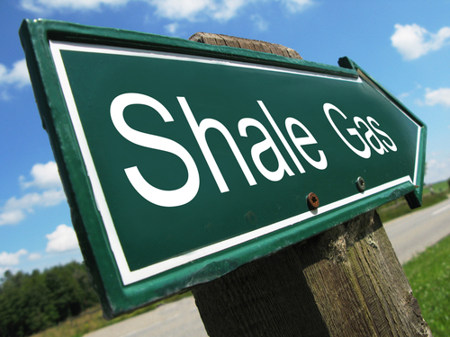 Industrial and energy aspects of shale gas extraction