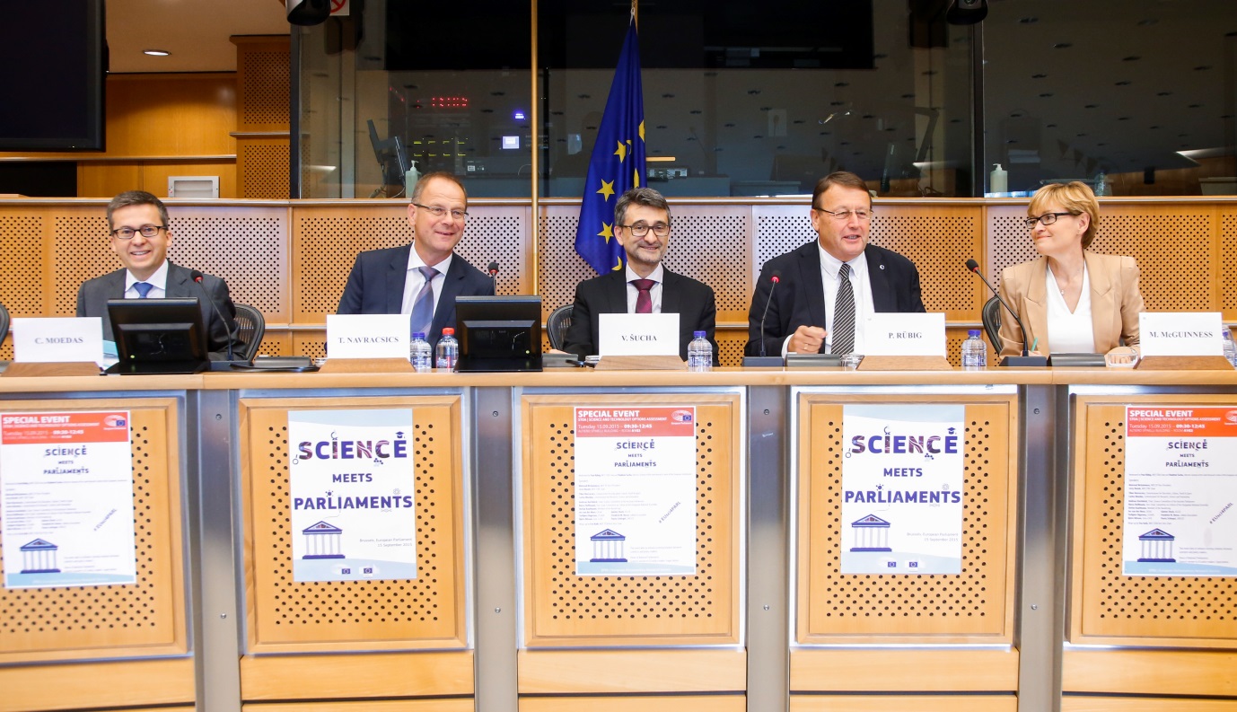 Scientists meet parliamentarians: A relationship based on trust