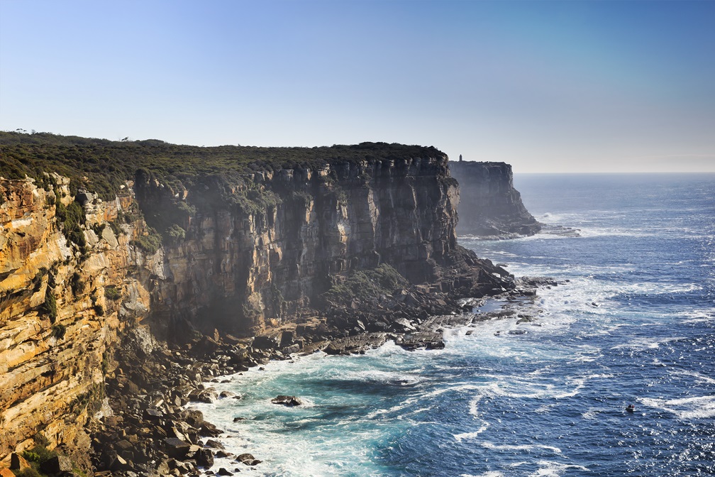 Asylum policy in Australia: Between resettlement and deterrence