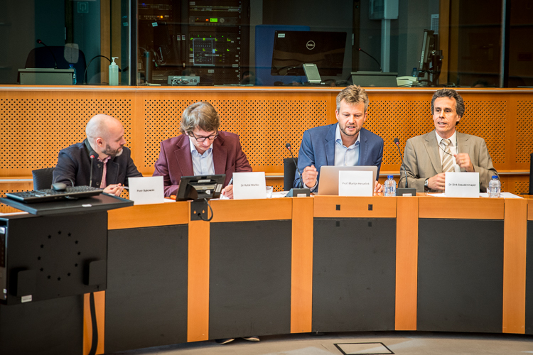 European contract law and the Digital Single Market: Policy Hub