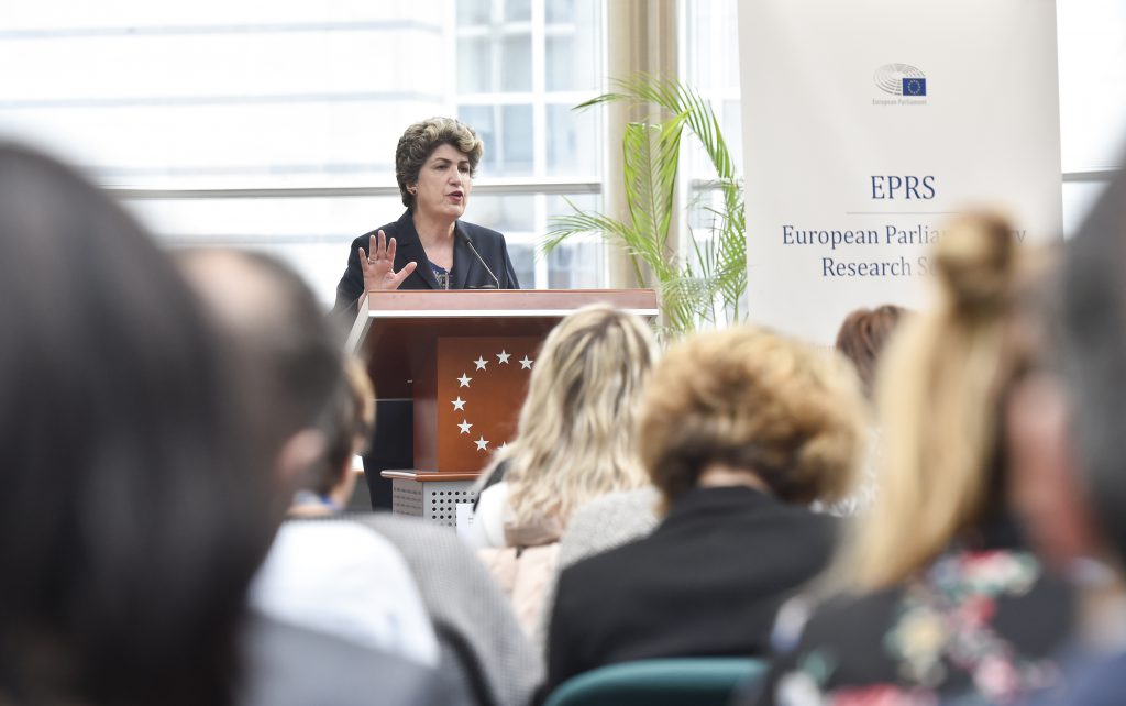 EPRS roundtable discussion - European Social Pillar and EMU: Setting European priorities