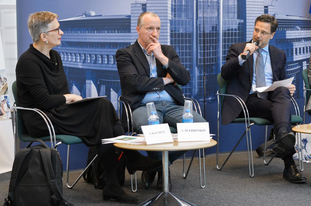 EPRS Policy roundtable on ' Europe's national online encyclopaedias: Reliable knowledge in the post-truth era? '