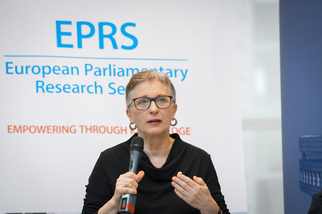 KALNIETE, Sandra (EPP, LV)