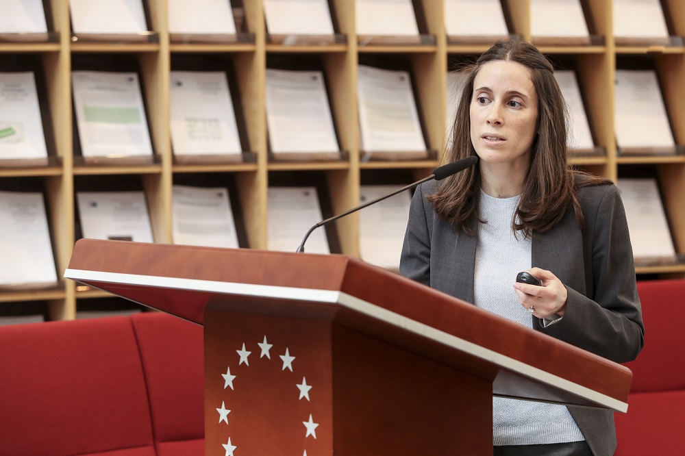 EPRS Roundtable discussion - ' Outlook for the US mid-term - Dr Lindsay Newman