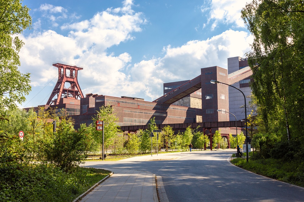 People living in depressed industrial areas [What Europe does for you]