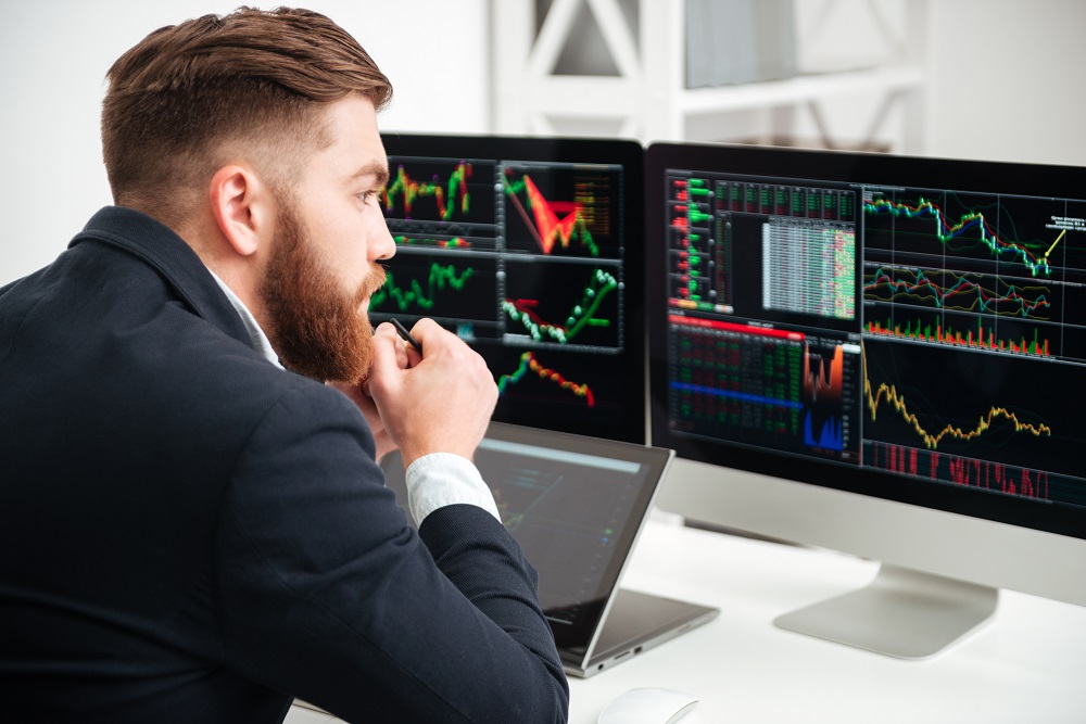 Small investors [What Europe does for you]